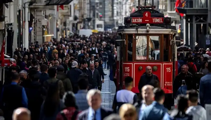 Türkiye'nin Nüfusu 2023'te Tarihî Bir Rekora Ulaştı