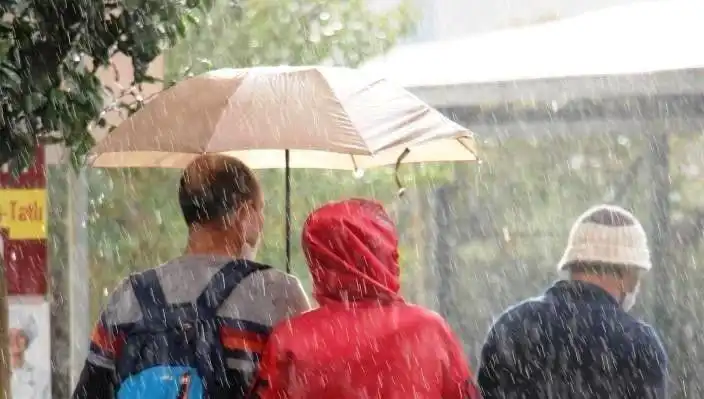 Aydın'da Beklenen Sağanak Yağış: Meteoroloji'den Önemli Uyarılar Geldi