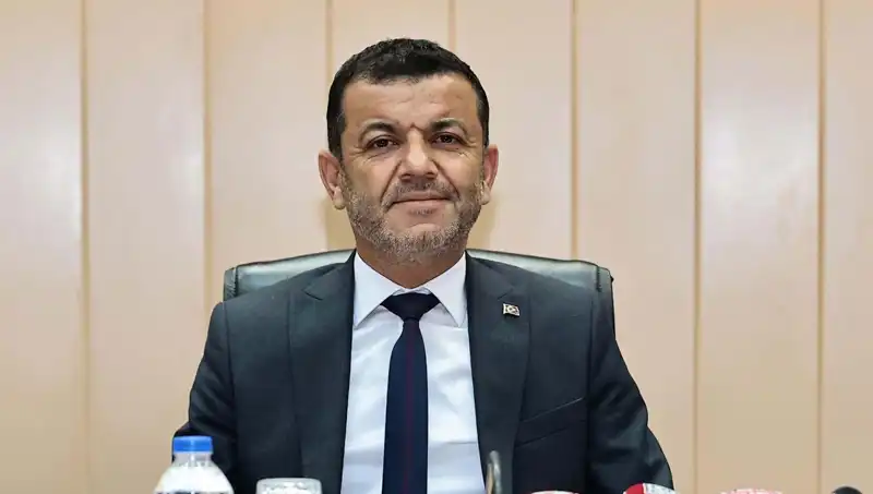 Bülent Nuri Çavuşoğlu: CHP'nin Kurultayı ve Siyasi Yolculuğu