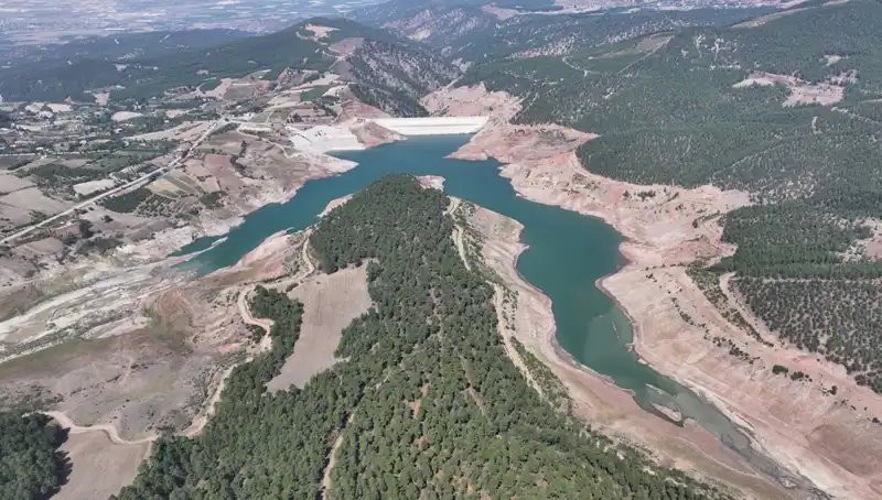Denizli'de Su Tasarrufu Alarmı: Baraj Doluluğu Yüzde 23'e Düştü