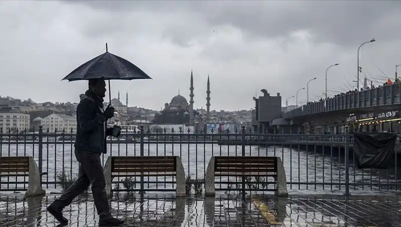 Kışın Geri Dönüşü: İstanbul'da Yağmur ve Kar Beklentisi