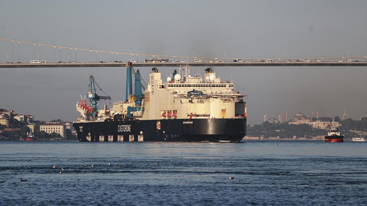 İstanbul Boğazı Bugün Gemi Trafiğine Kapatıldı