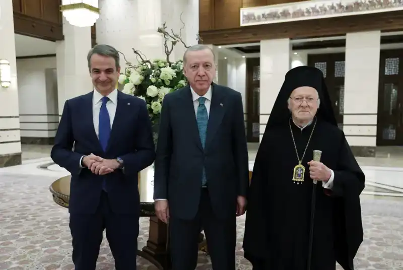 Yunan Başbakan Miçotakis'in Ankara Ziyaretinde "Tesbih" Diplomasisi Ne Anlama Geliyor?