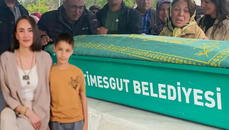 Merve Öğretmen'in Duygusal Veda Anı: Oğluyla Duygu Dolu Bir Gün