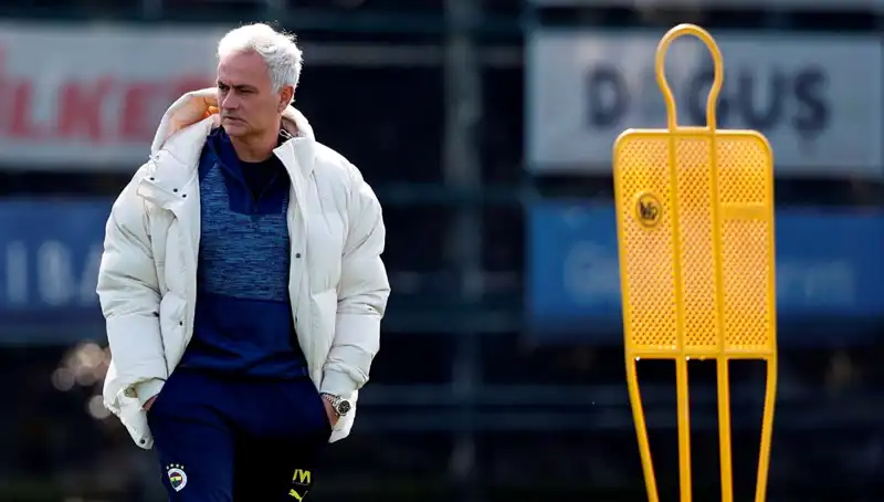 8 Mart 2025: Fatura Mourinho'ya, Spor Dünyasında Şok Gelişmeler
