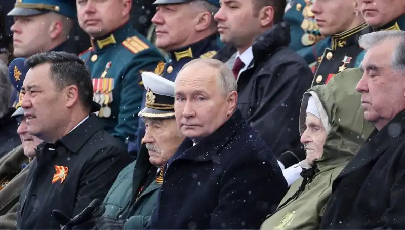 Rus Ordusu Genişliyor: Putin’in Stratejik Askeri Hamlesi ve Sonuçları