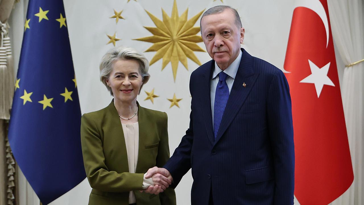 Cumhurbaşkanı Erdoğan, AB Komisyonu Başkanı von der Leyen'i kabul etti