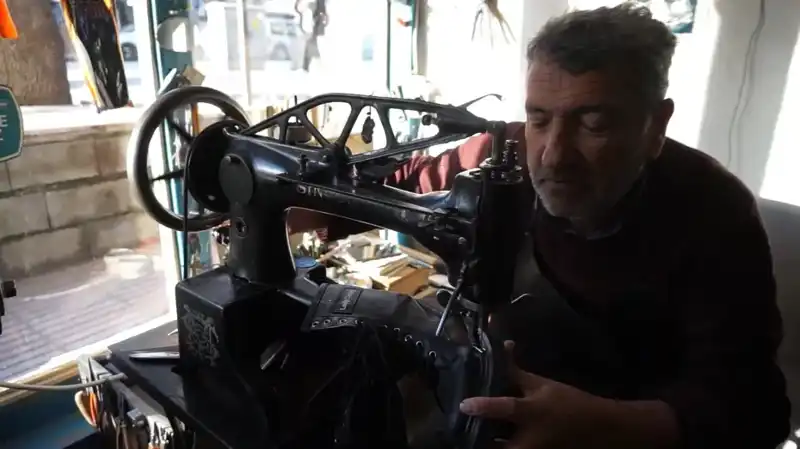 Tüketim Kültürüne İnat: Yarım Yüzyıllık Geleneği Yaşatan Usta