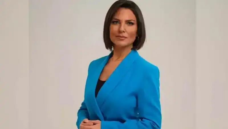 Ece Üner: Televizyonun Parlayan Yıldızı ve Başarı Hikayesi