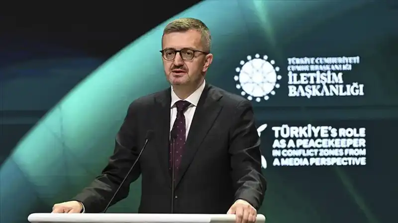 Burhanettin Duran: Suriyeli Kardeşlerimizin Haklı Mücadelesine Destek Vermeye Kararlıyız