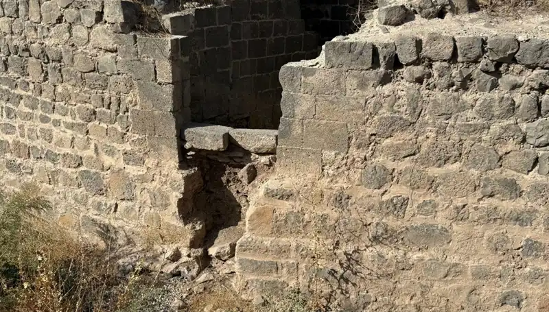 Diyarbakır'da Tarihi İkna Eden Kitabe: Saint George Kilisesi Asla Hamam Olmamıştı!