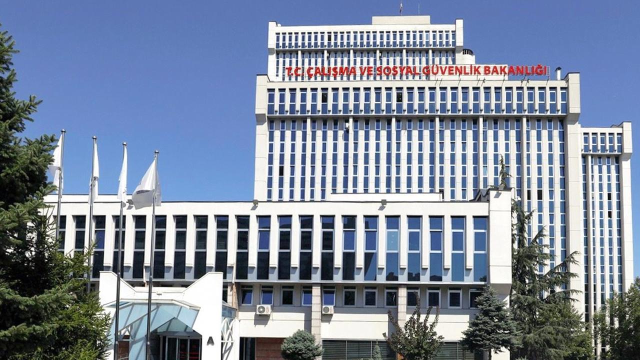 Bakanlık 6 Belediyeye Haciz Başlattı!