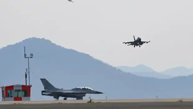 Güney Kore’de Askeri Tatbikat Kabusu: Savaş Uçağı Köyü Bombaladı, 7 Yaralı