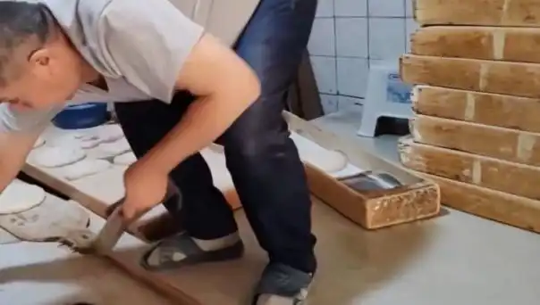 Pide Tezgahında Şok Ceza: Terlikle Fırına Basmak 105 Bin TL'ye Mal Oldu!