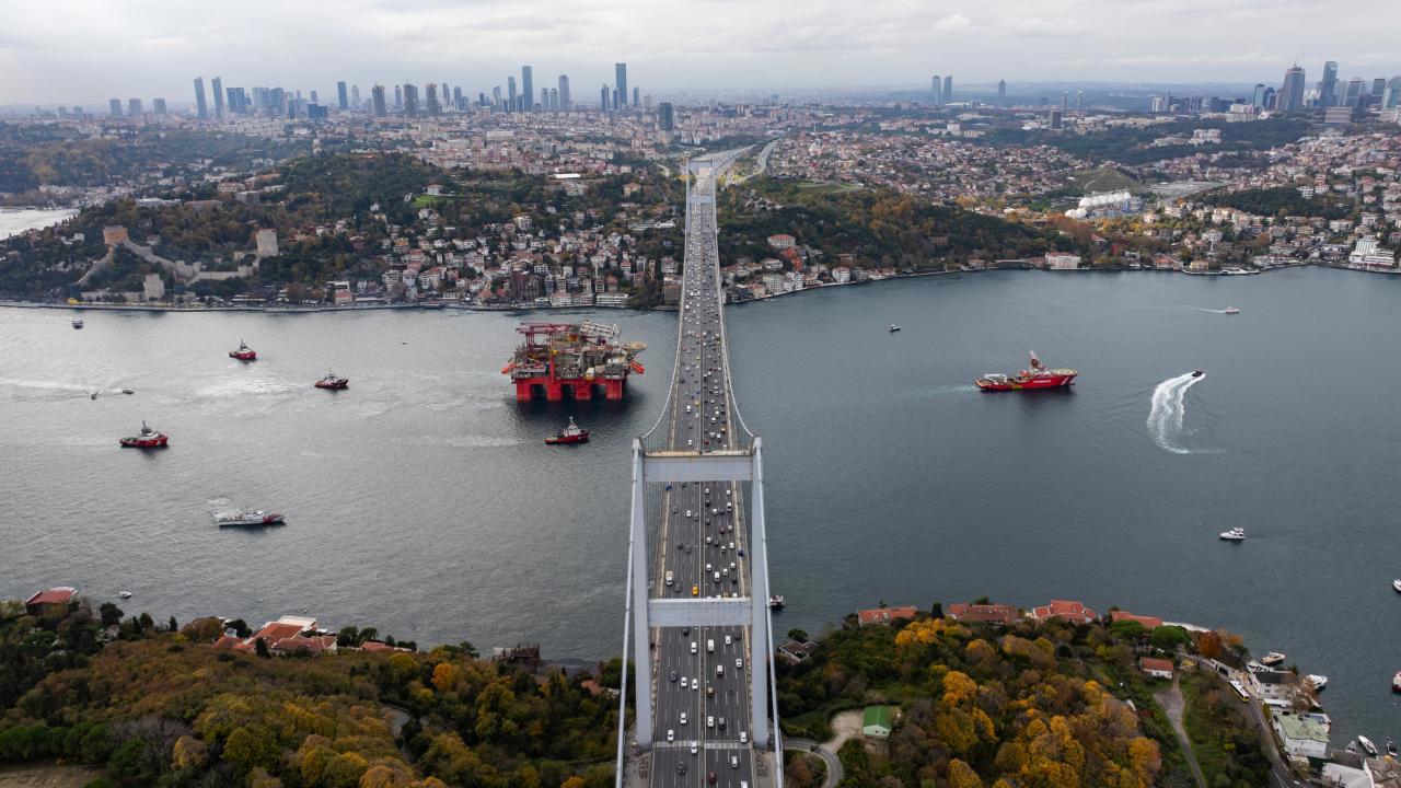 İstanbul Boğazı'nda Gemiler Hareket Edemiyor