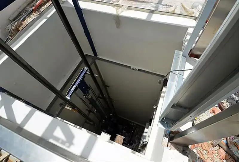 İstanbul'da Asansör Felaketi: Bir Kişi Can Verdi, Neler Oldu?