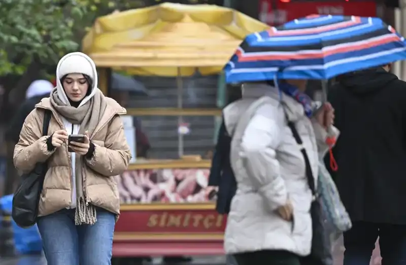 İstanbul'da Kış Sonrası Yalancı Bahar; Yağmur Kapıda, Sıcaklık Yükseliyor!