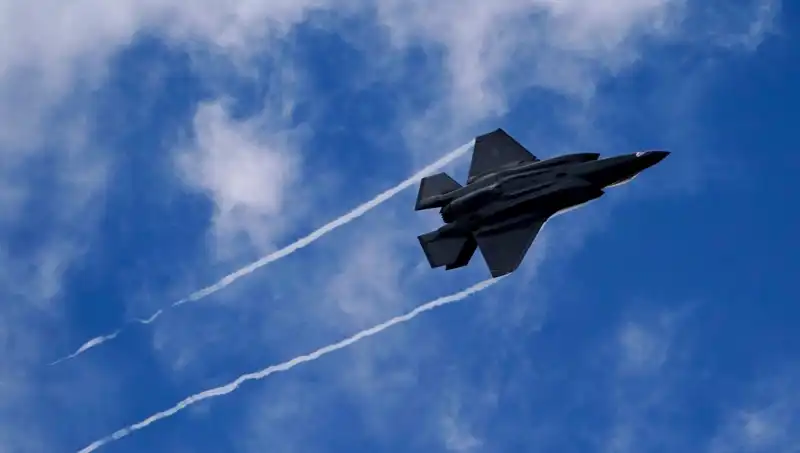 Atina'da Türkiye Endişesi: F-35'ler ve Karışık Sinyaller