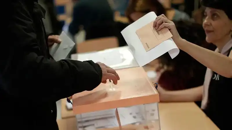 İspanya’da Sosyalistlerin İkinci Seçim Hezimetinin Arkasındaki Nedenler Neler?