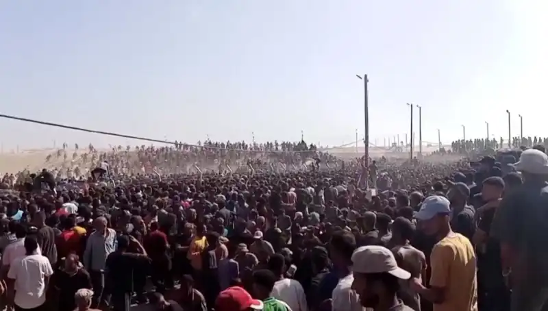 Filistin'de İnsani Yardım Alma Çabalarına İsrail Saldırısı: 30 Can Kaybı