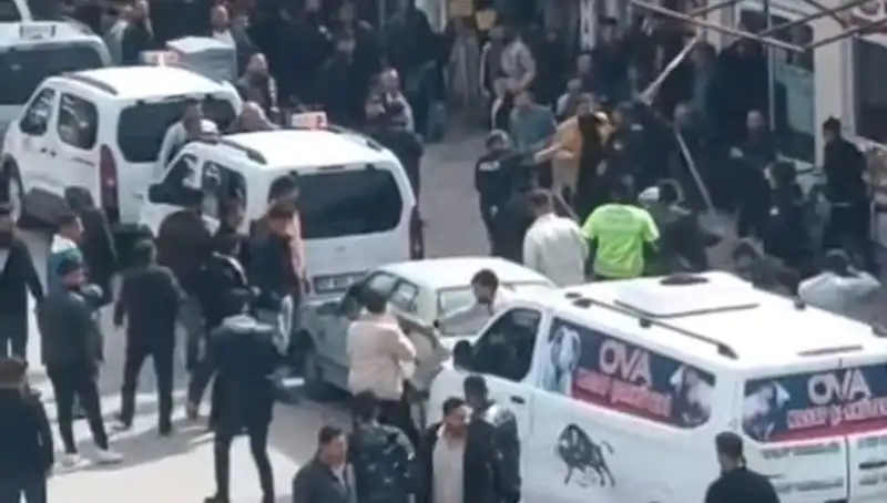 Erciş’te Taşlı Sopalı Kavga: Gözaltına Alınanlar Hakkında Yeni Gelişmeler