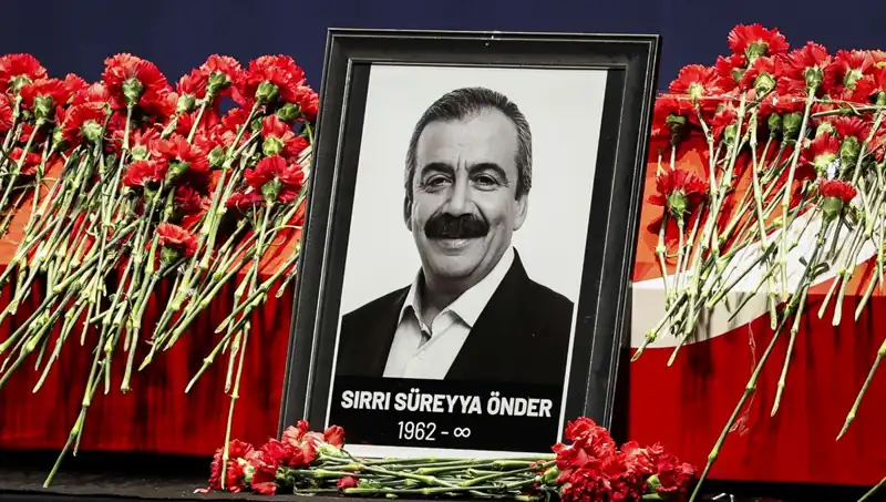 Sırrı Süreyya Önder Anması: Türkiye’nin Politikasına Dair Derin Bir Analiz