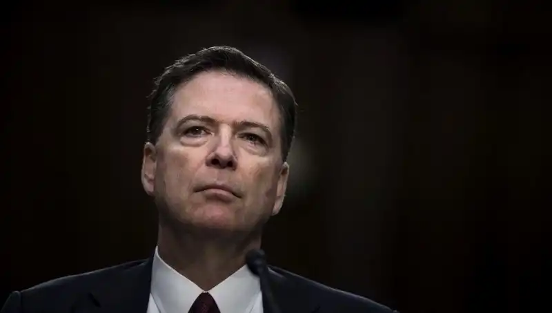 Eski FBI Şefinden Trump'a Tartışmalı Paylaşım: 4 Rakamla Gönderdiği Mesaj