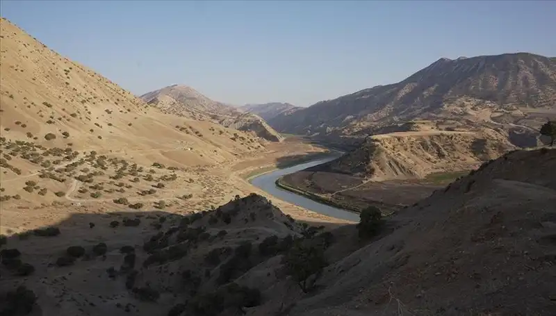 Tahran'da Su Azlığı Krizi: Acil Önlemler Gerekiyor