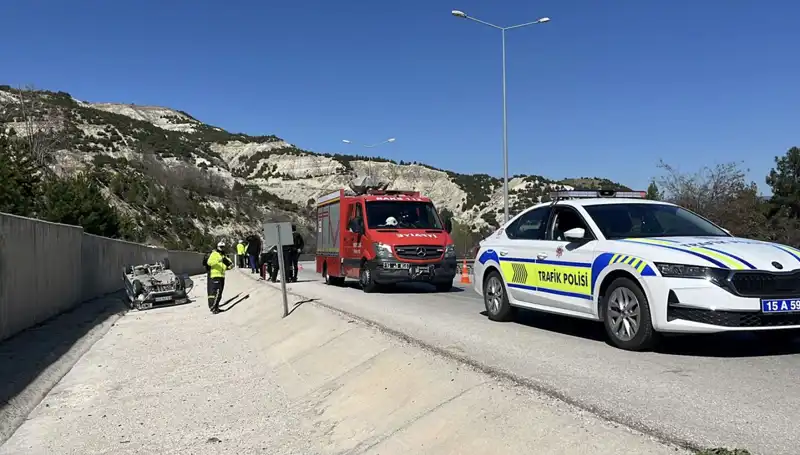 Burdur’da Feci Kaza: İkisi Çocuk, Dört Kişi Yaralandı