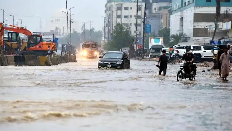 Pakistan'daki Muson Yağmurları Sonrası Felaket: Ölü Sayısı Artıyor