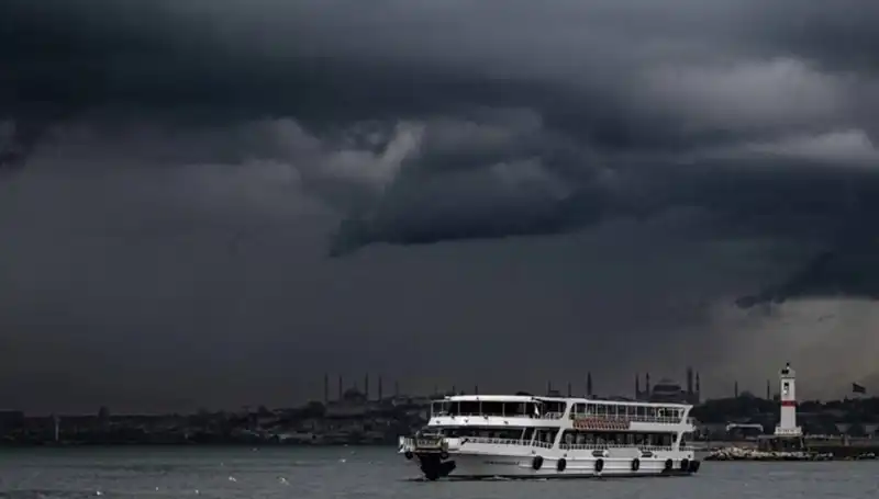 İstanbul ve Çevresi İçin Sağanak Yağış Uyarısı: Hazırlıklı Olun!