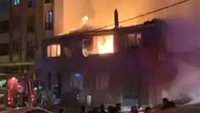 Gaziosmanpaşa'da Yangın Panic Yarattı: İki Bina Alev Alev Yandı