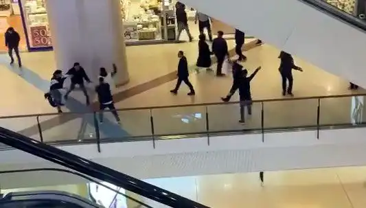 İstanbul’daki AVM'de Korkutan Kavga: Neler Oldu, Sebebi Ne?
