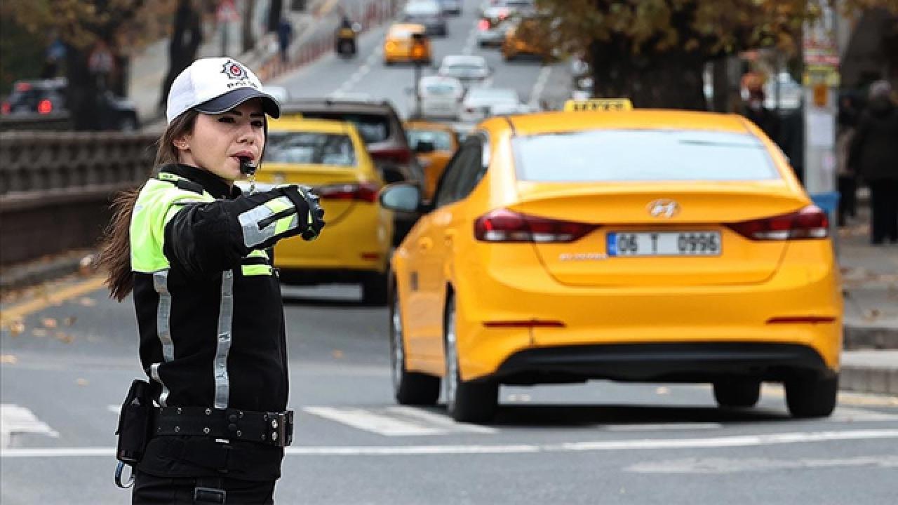 Ankara'da Trafik Sorunu Devam Ediyor