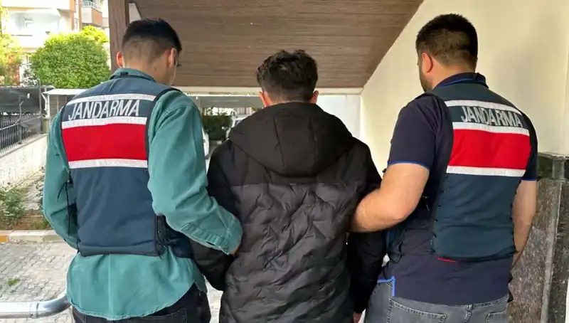 Türkiye Genelinde Dolandırıcılık Operasyonları: 35 Kişi Tutuklandı!
