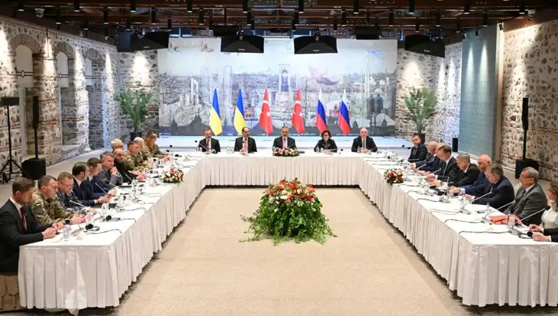 İstanbul’da Barış Zirvesi: Rus Heyetinin Türkiye Ziyareti ve Anlamı
