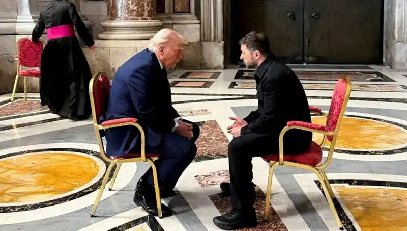 Zelenski'den Dikkat Çeken Trump Açıklaması: Vatikan'daki Görüşme En İyisi!