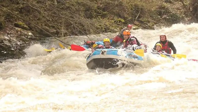 Debinin Artışı Rafting Tutkunlarını Bölgeye Çekiyor